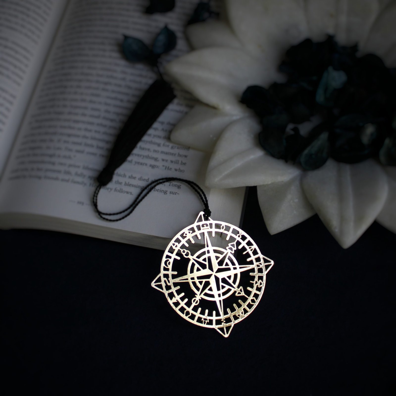 Compass Bookmark EBM-2189